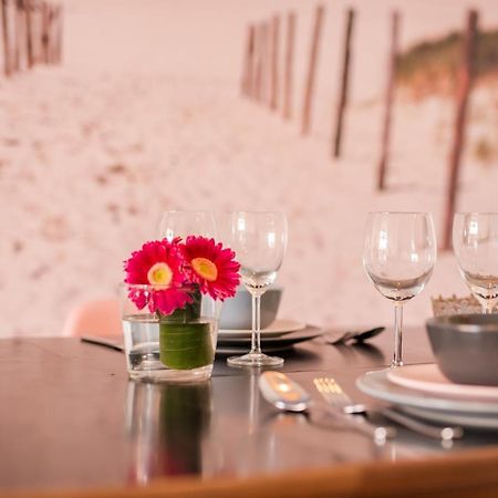 Beachhouse Anna, 1 Minute Walk To The Beach And Centre Of Katwijk, Free Private Parking Next To The House ! Katwijk aan Zee Luaran gambar