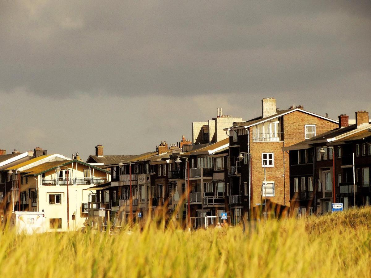 Beachhouse Anna, 1 Minute Walk To The Beach And Centre Of Katwijk, Free Private Parking Next To The House ! Katwijk aan Zee Luaran gambar