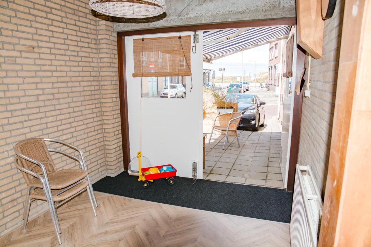Beachhouse Anna, 1 Minute Walk To The Beach And Centre Of Katwijk, Free Private Parking Next To The House ! Katwijk aan Zee Luaran gambar